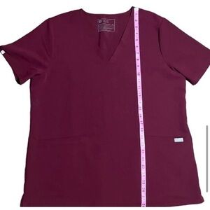 Figs Burgundy scrub set XL